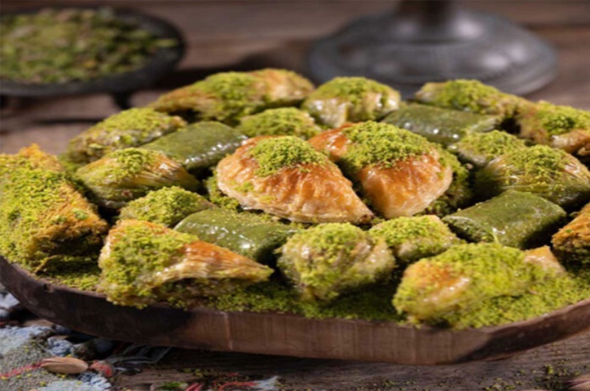 Zenka Baklava Gaziantep’in Fıstıklı Baklavası Kocaeli’de 2 Zenka Baklava’nın Kalitesi ve Taze Antep Fıstığı Kullanımı