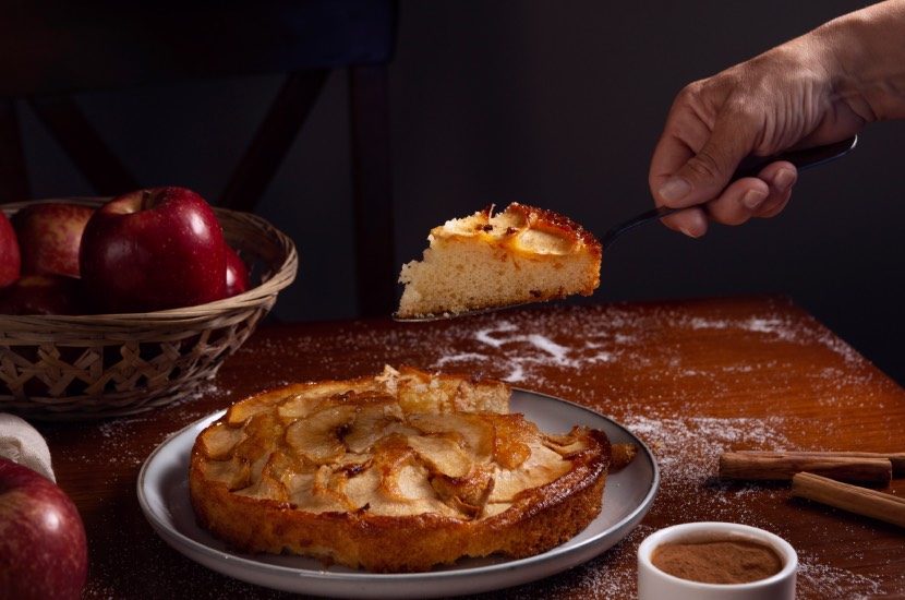 Elmalı Turta Tarifi: Kıyır Kıyır Hamuru ve Tarçınlı Elma Dolgusu 1 delicious apple pie composition 2