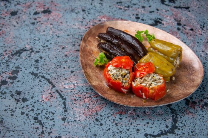 patlıcan kurutma tarifi evde kuru patlıcan dolması yapımı güneşte kurutma