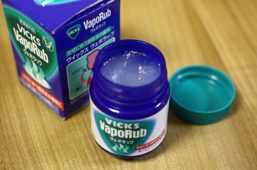 Vicks Krem Ne İşe Yarar? Faydaları ve Kullanım Kılavuzu 1 Vicks Krem Ne İşe Yarar? Faydaları ve Kullanım Kılavuzu