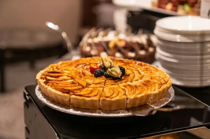 Cennet Hurmalı Tart Tarifi