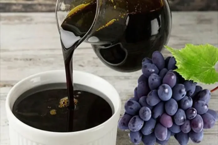 Üzüm pekmezi tarifi evde yapım koyu kıvamlı doğal geleneksel Anadolu pekmezi
