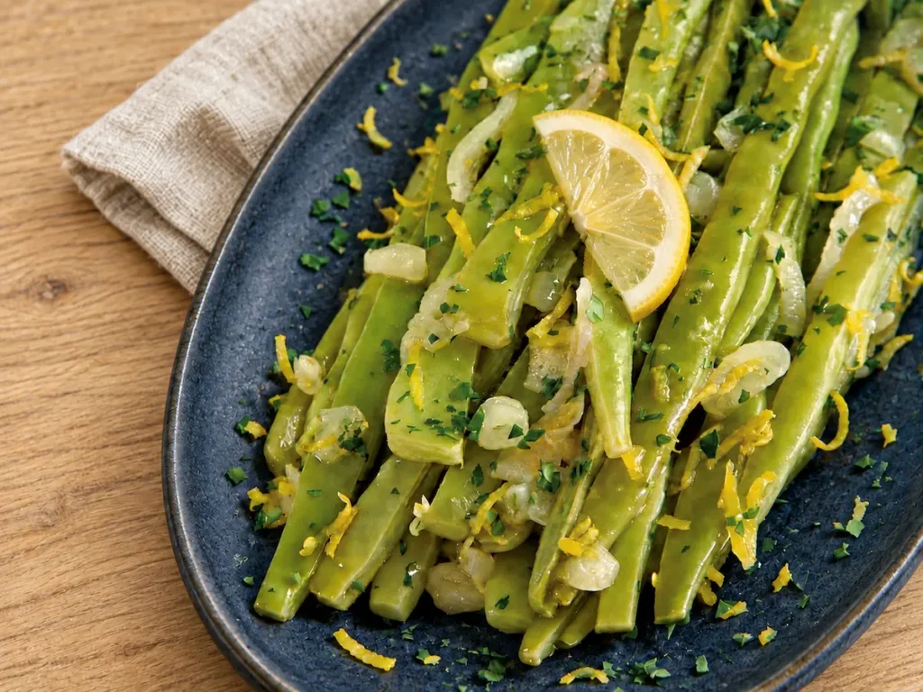 Limonlu ve Sarımsaklı Taze Fasulye Nasıl Yapılır? Zeytinyağlı Tarif